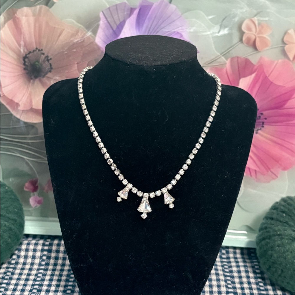 Vintage Kramer rhinestone choker